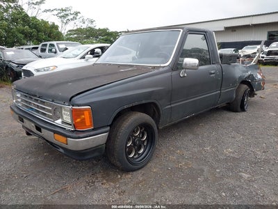 1987 TOYOTA PICKUP RN63 STD