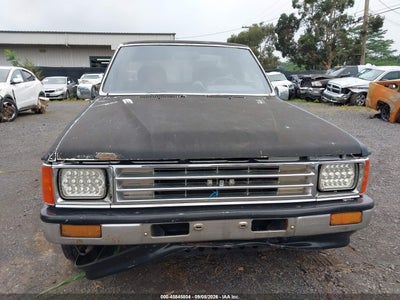 1987 TOYOTA PICKUP RN63 STD