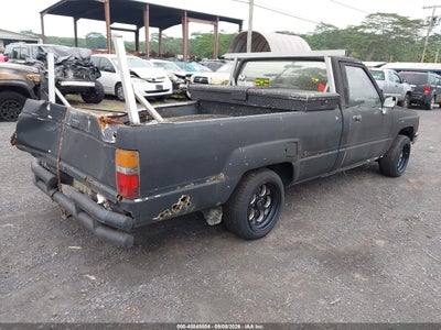 1987 TOYOTA PICKUP RN63 STD