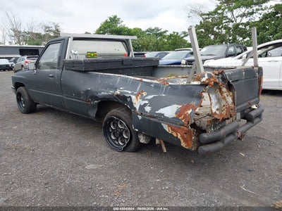 1987 TOYOTA PICKUP RN63 STD
