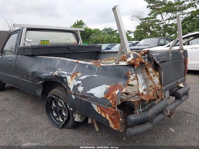 1987 TOYOTA PICKUP RN63 STD